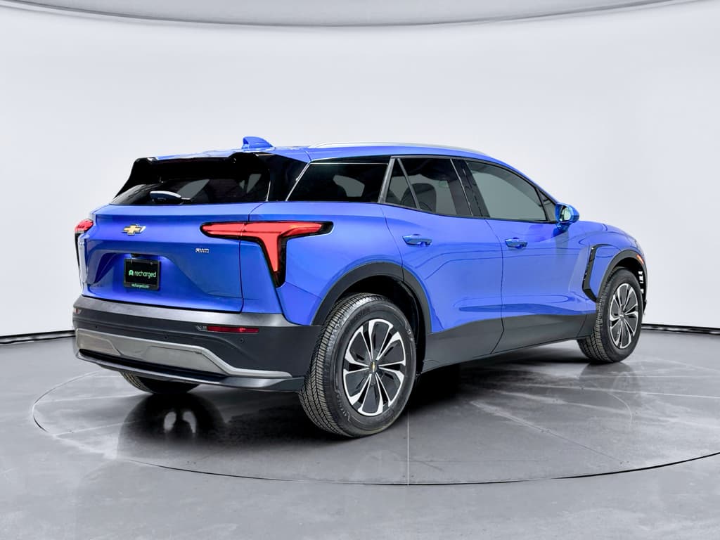 2024 Chevrolet Blazer EV view 3