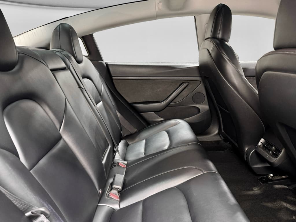 2019 Tesla Model 3 view 19