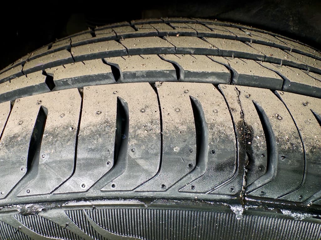 2019 Tesla Model 3 view 29