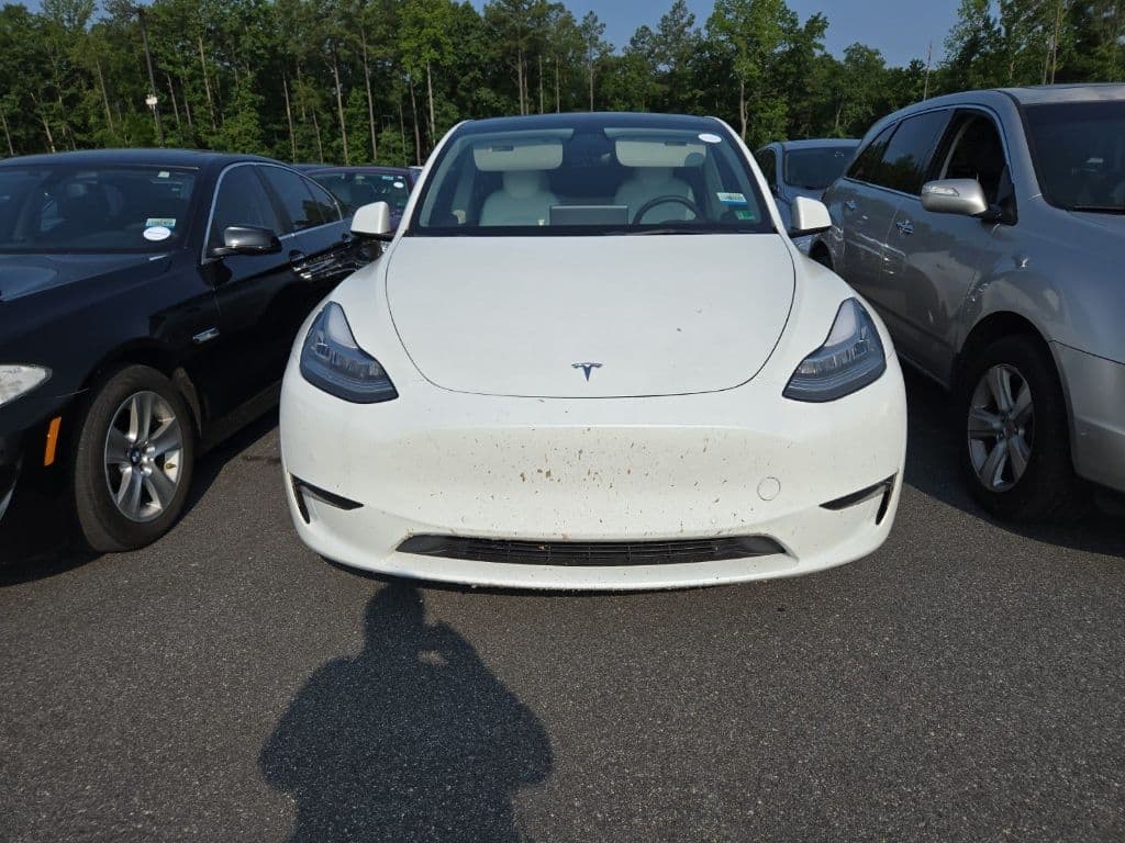 2021 Tesla Model Y view 6