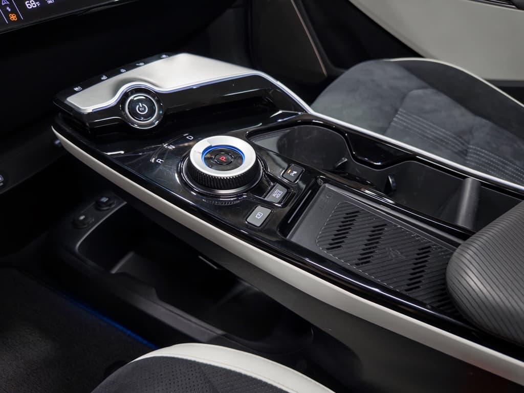 2024 Kia EV6 view 19