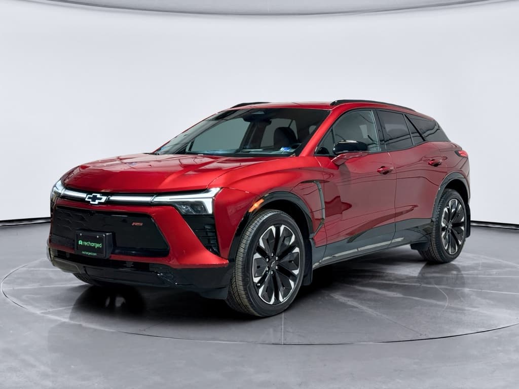 2024 Chevrolet Blazer EV view 1