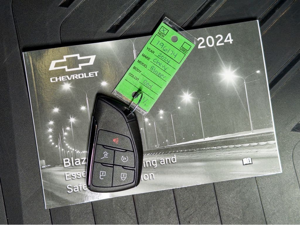 2024 Chevrolet Blazer EV view 24