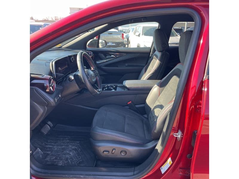 2024 Chevrolet Blazer EV view 5