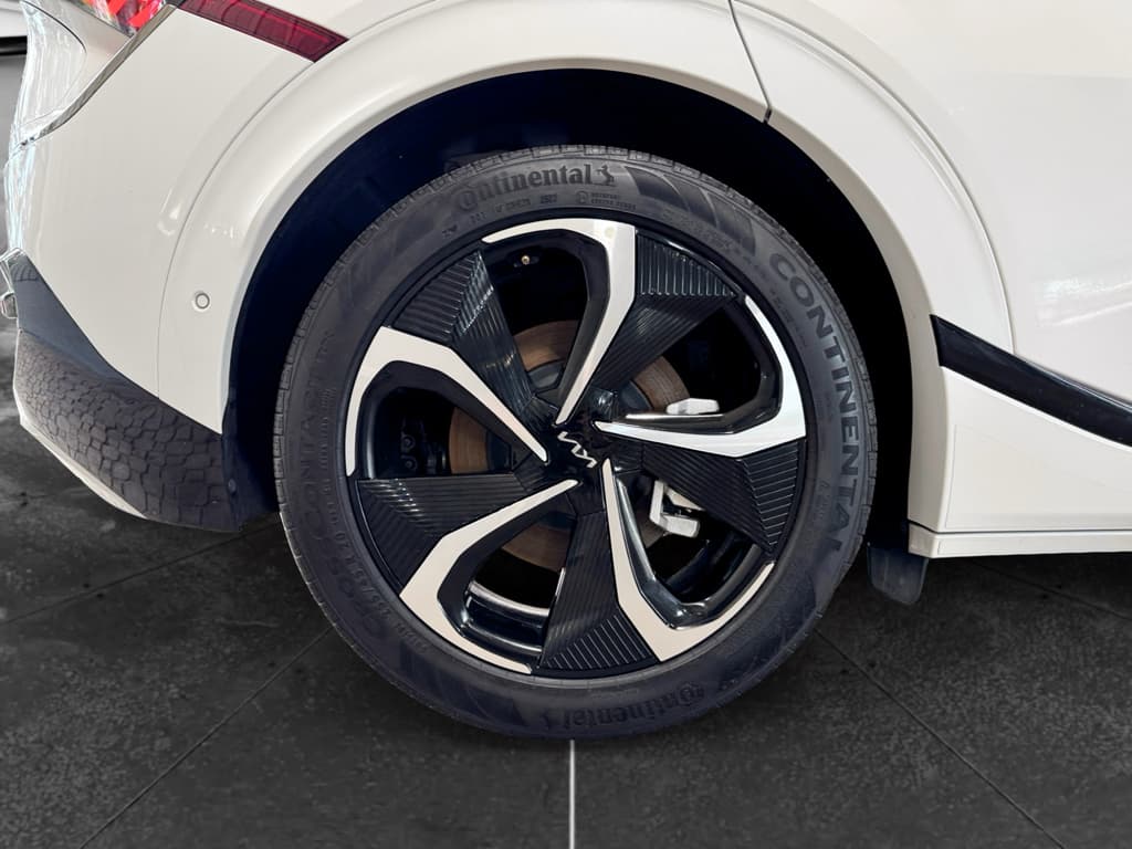 2024 Kia EV6 view 36