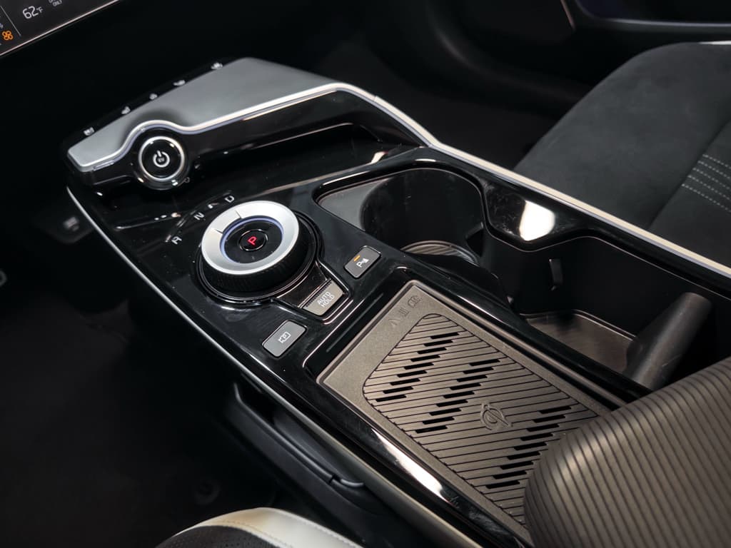2024 Kia EV6 view 19