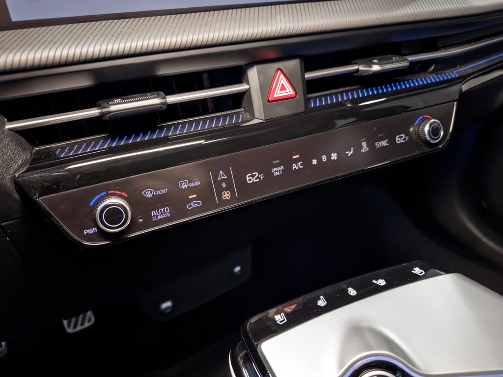 2024 Kia EV6 view 15