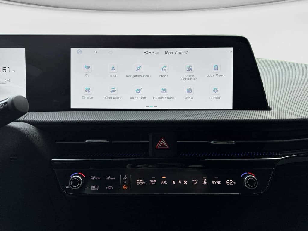 2024 Kia EV6 view 13