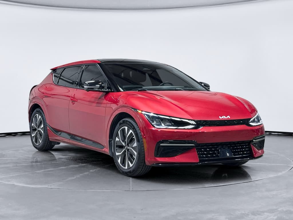 2024 Kia EV6 view 4