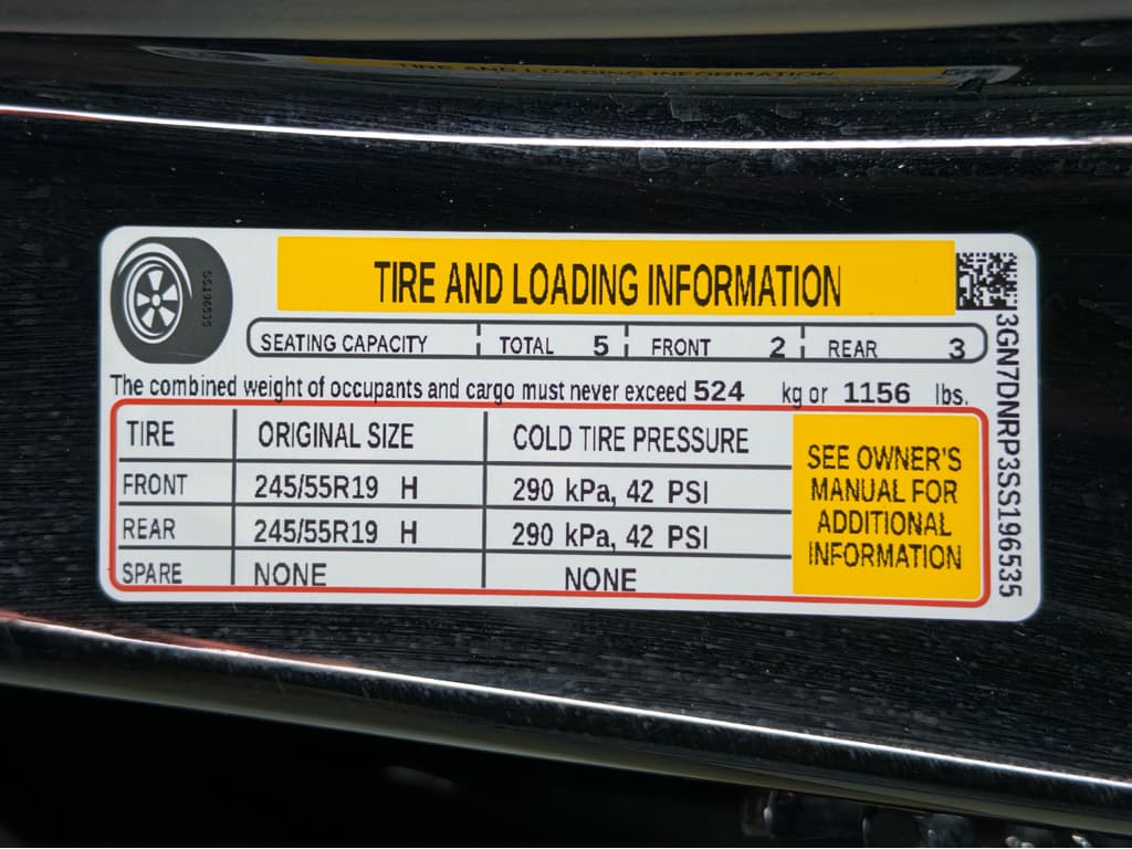 2025 Chevrolet Equinox EV view 28