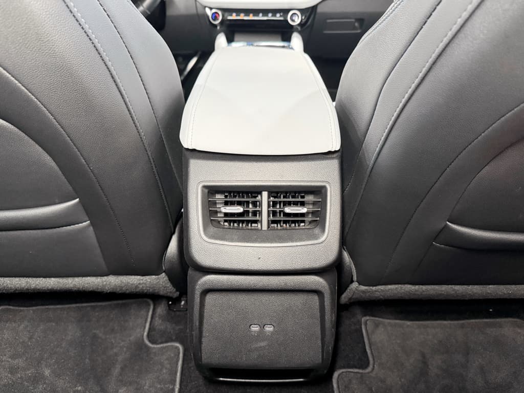 2025 Chevrolet Equinox EV view 21