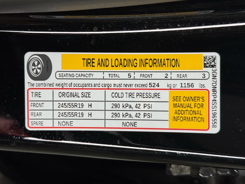 2025 Chevrolet Equinox EV view 28
