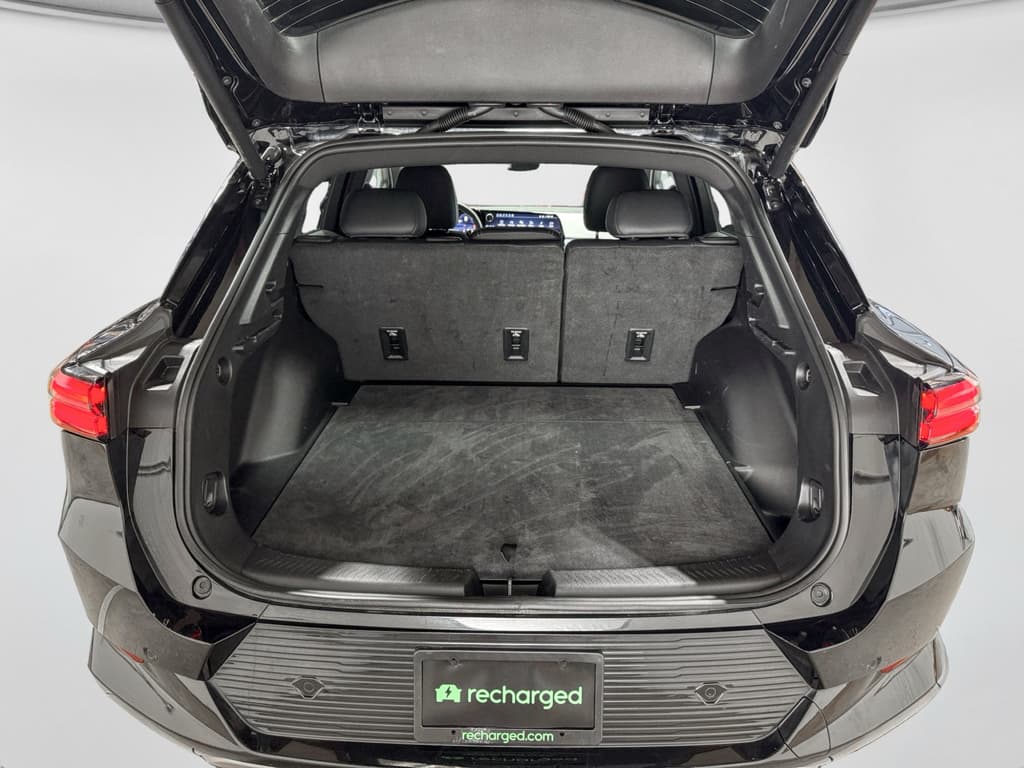 2025 Chevrolet Equinox EV view 25