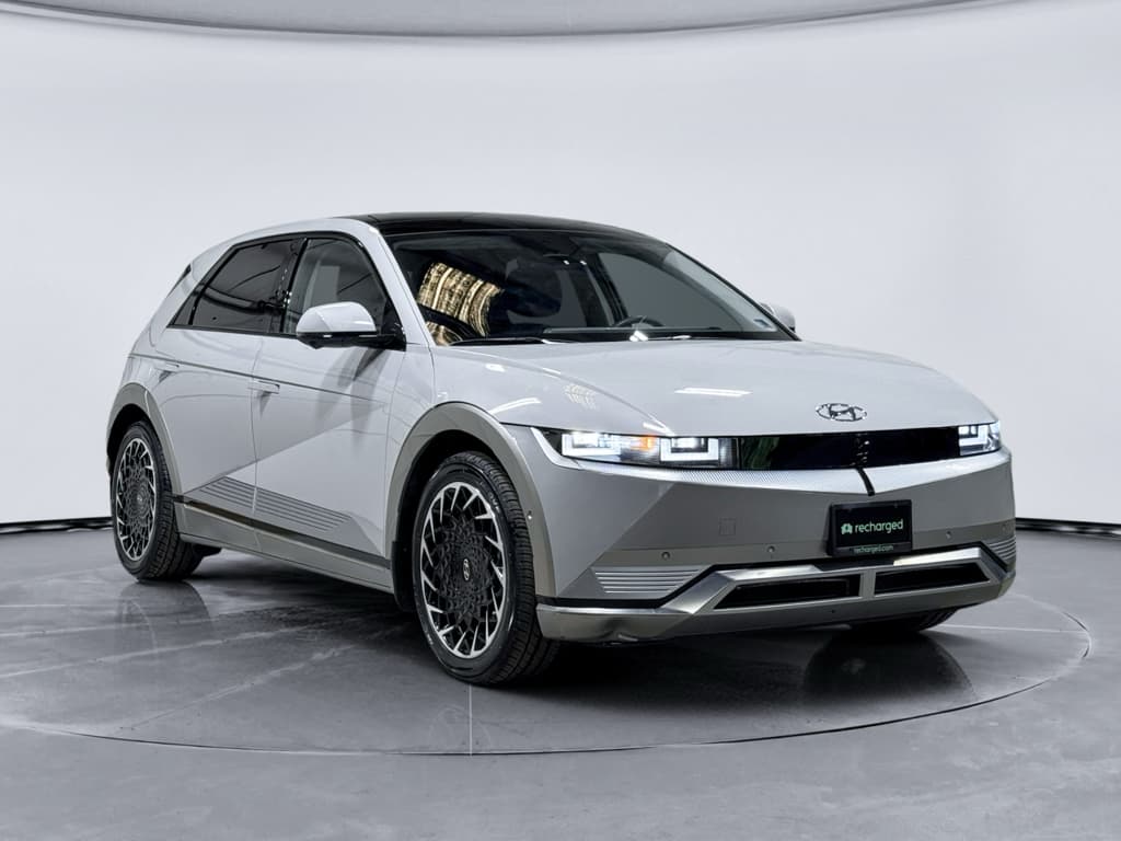 2023 Hyundai IONIQ 5 view 4