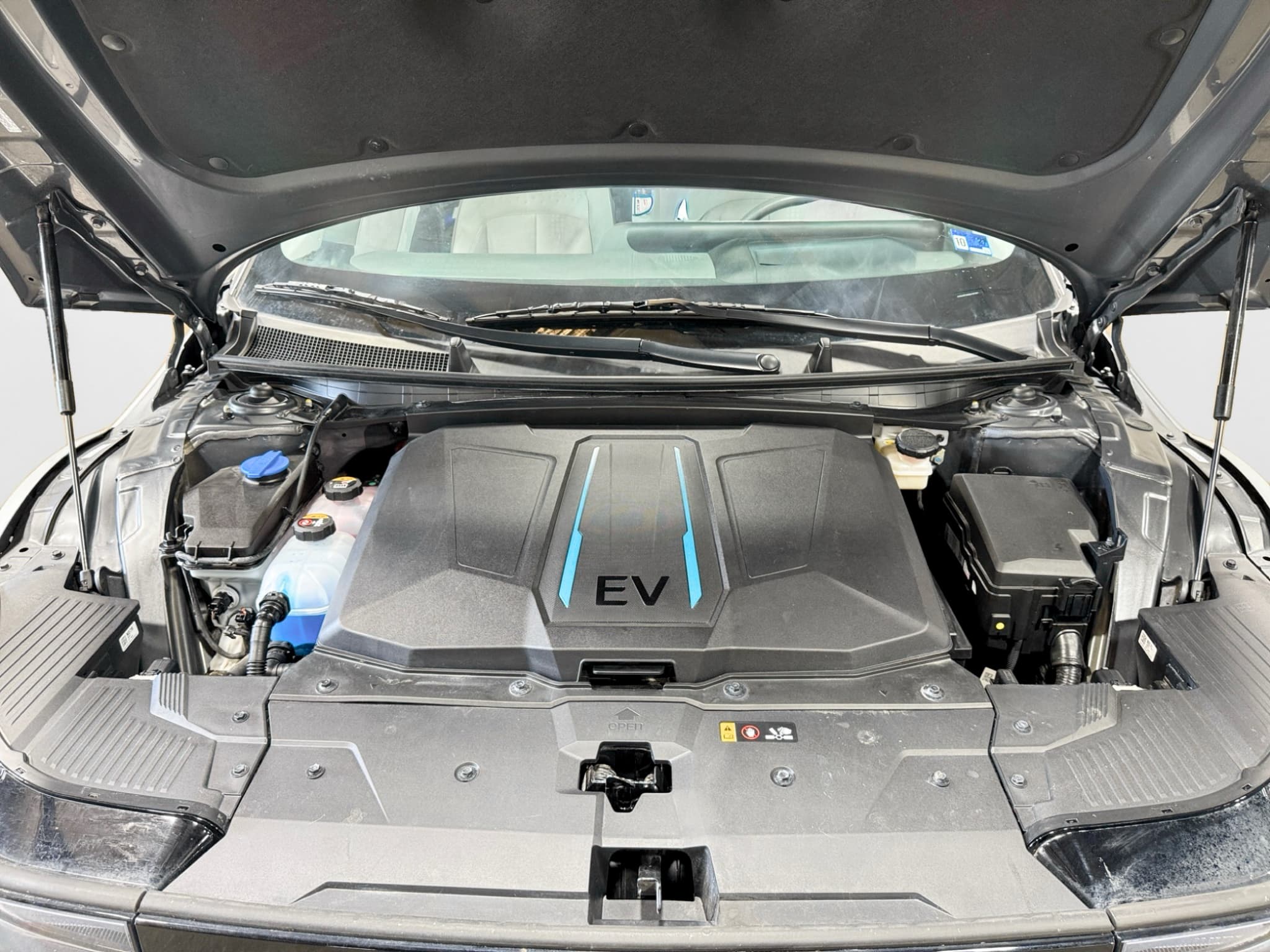 2023 Hyundai IONIQ 5 view 26