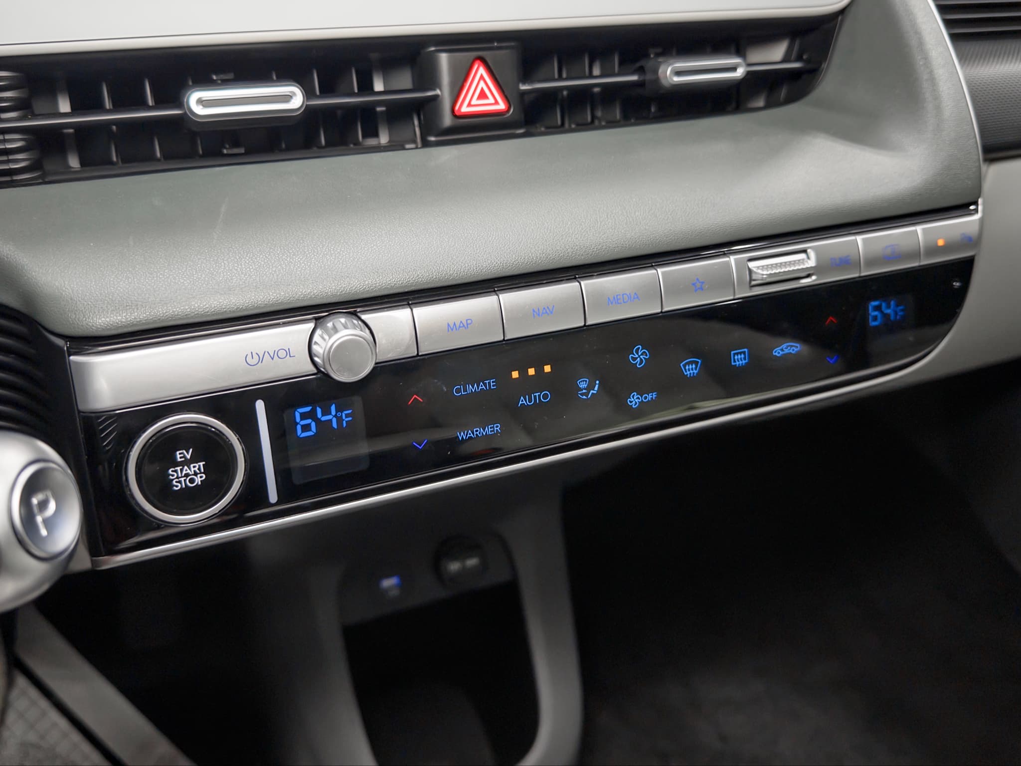2023 Hyundai IONIQ 5 view 16