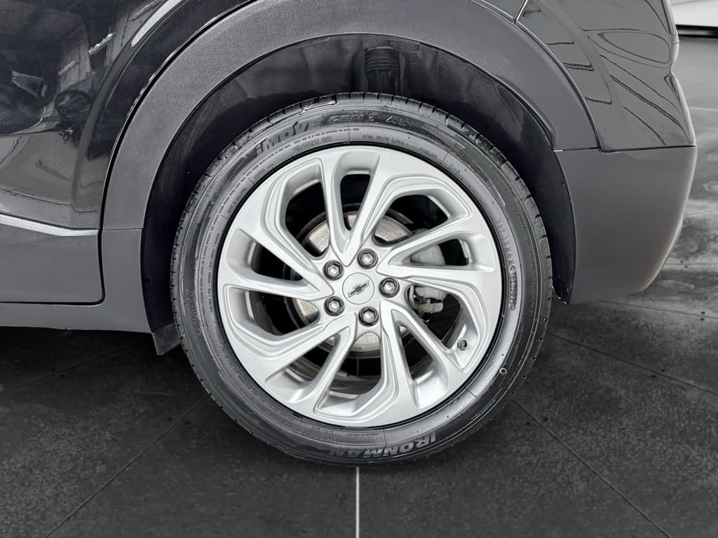 2023 Chevrolet Bolt EUV view 29