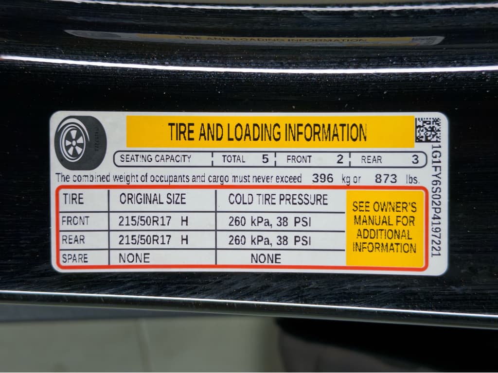 2023 Chevrolet Bolt EUV view 26