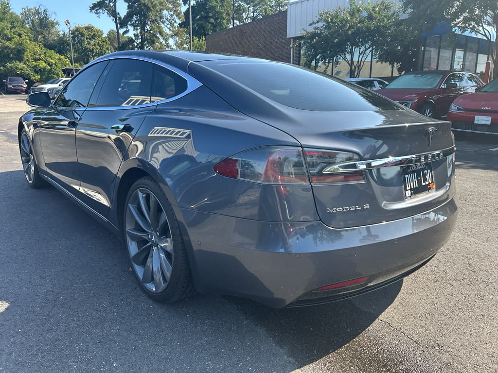 2017 Tesla Model S view 2