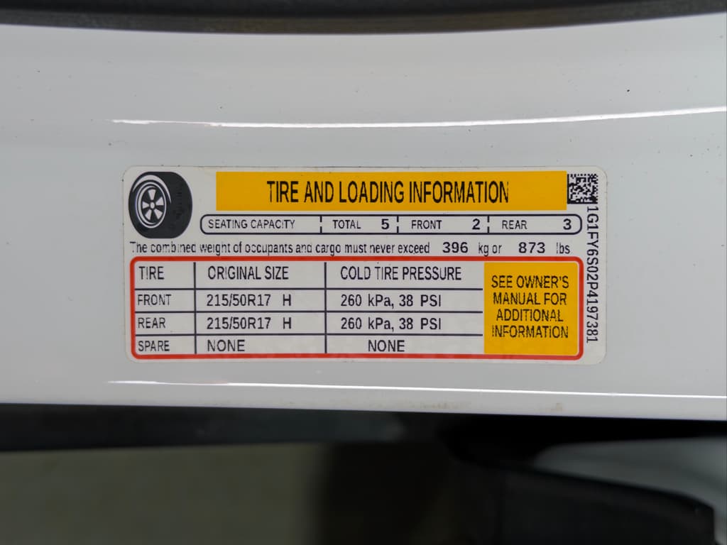 2023 Chevrolet Bolt EUV view 27
