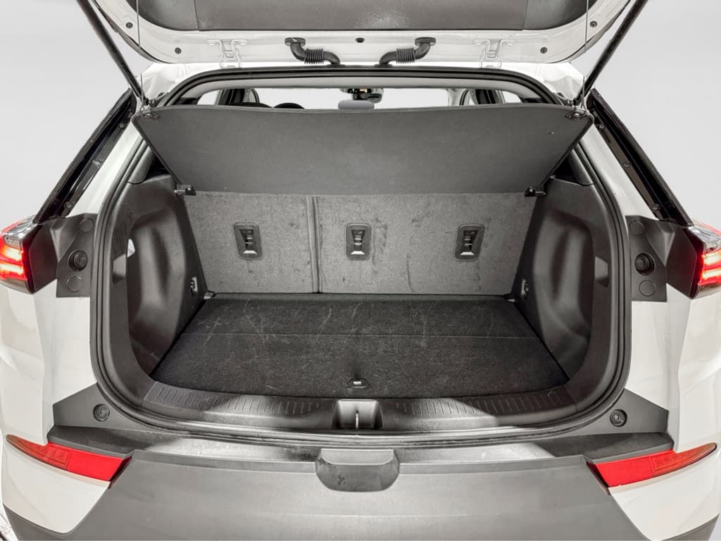 2023 Chevrolet Bolt EUV view 24