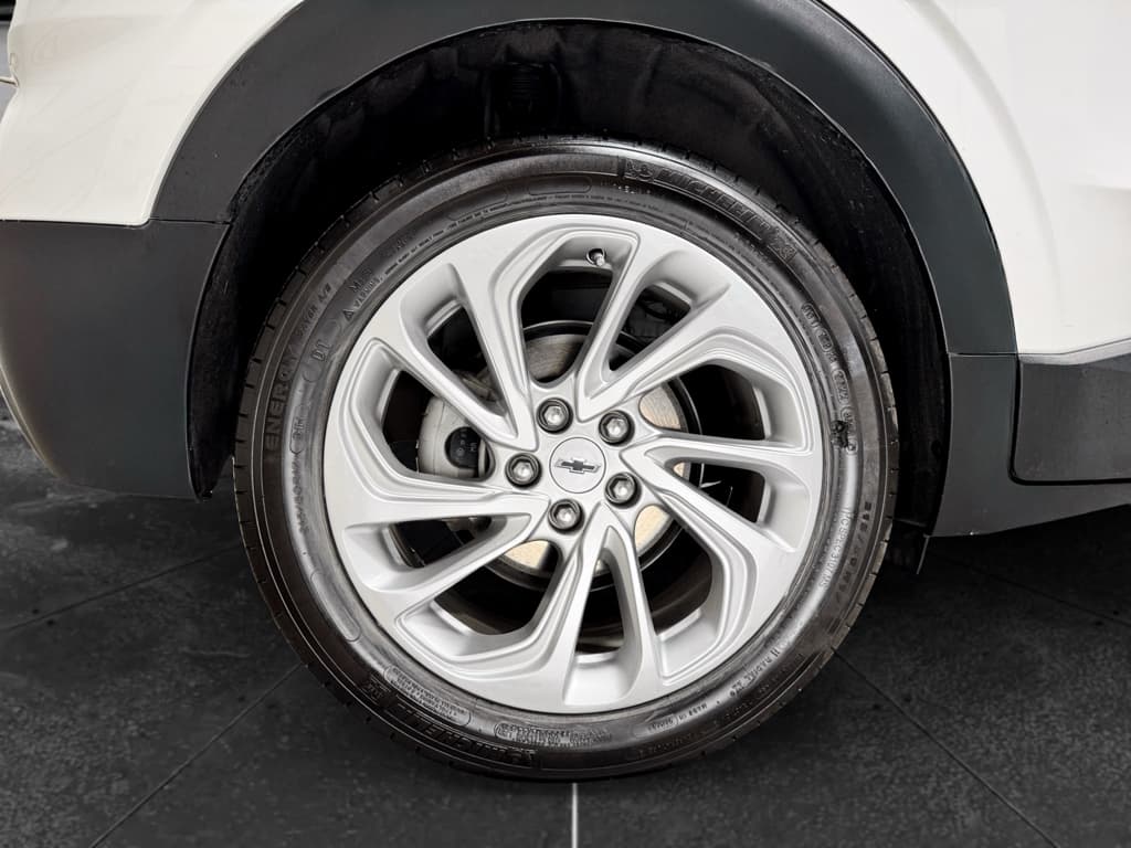 2023 Chevrolet Bolt EUV view 32
