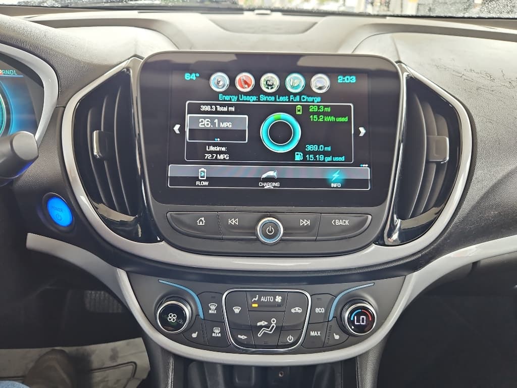 2017 Chevrolet Volt view 10