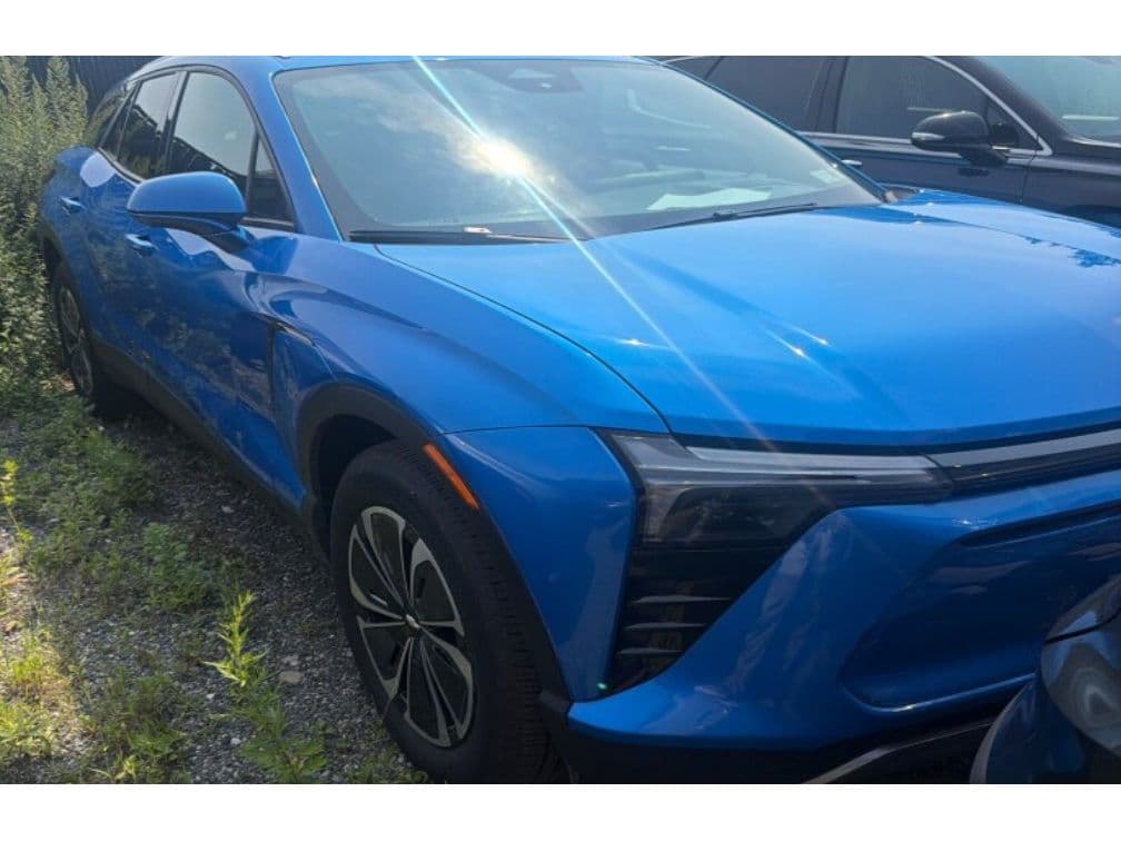2024 Chevrolet Blazer EV view 2