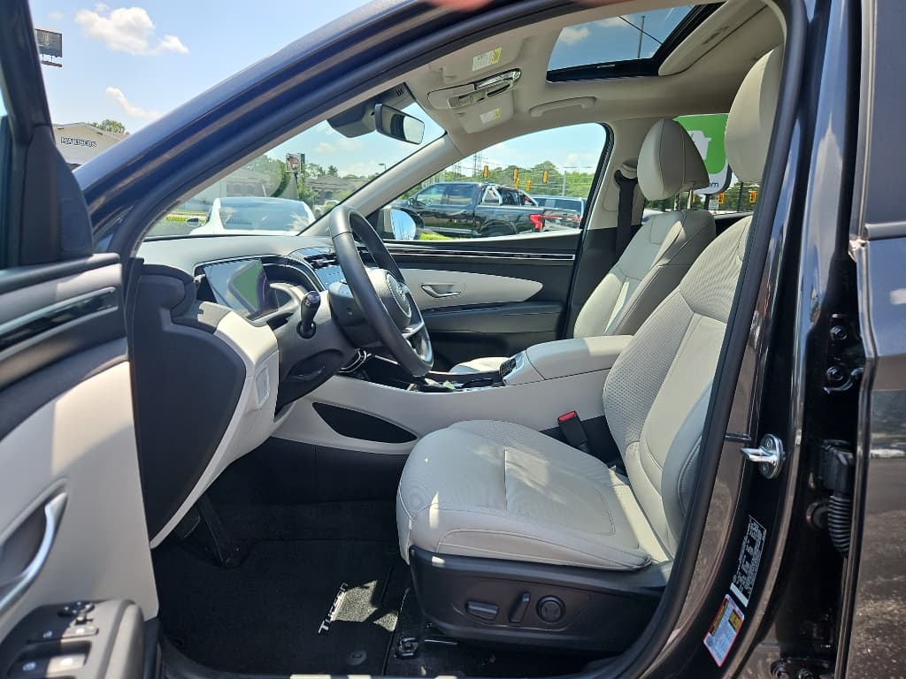 2023 Hyundai Tucson view 6