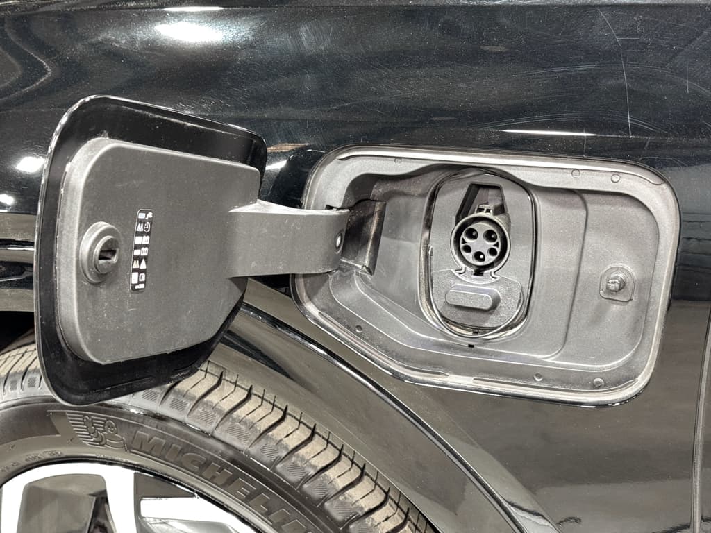 2025 Chevrolet Equinox EV view 5