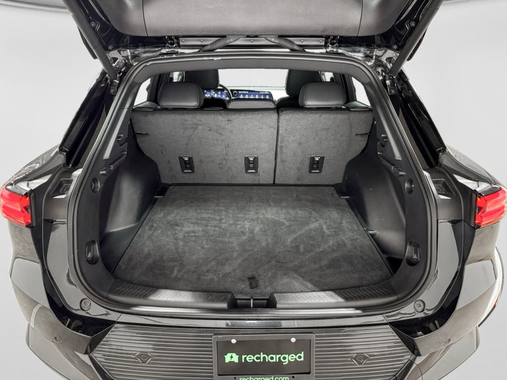 2025 Chevrolet Equinox EV view 24