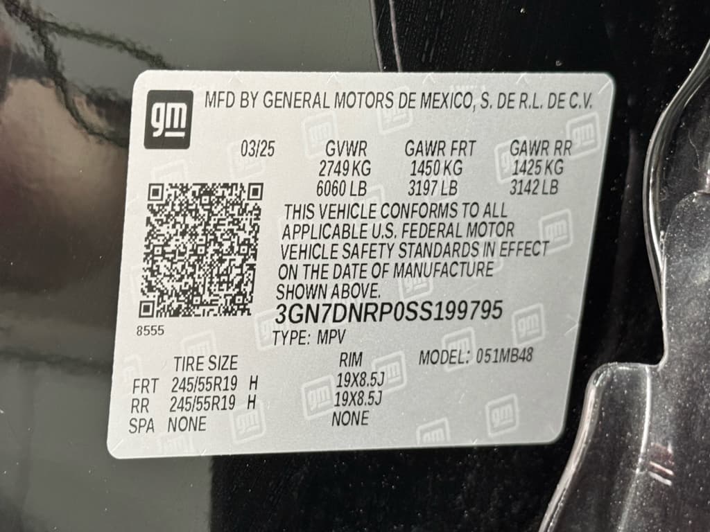 2025 Chevrolet Equinox EV view 26
