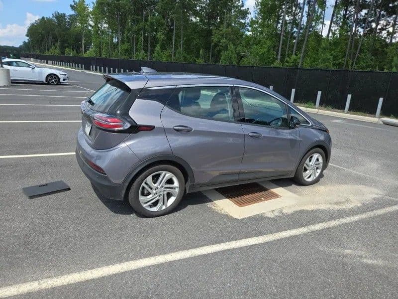2023 Chevrolet Bolt EV view 4