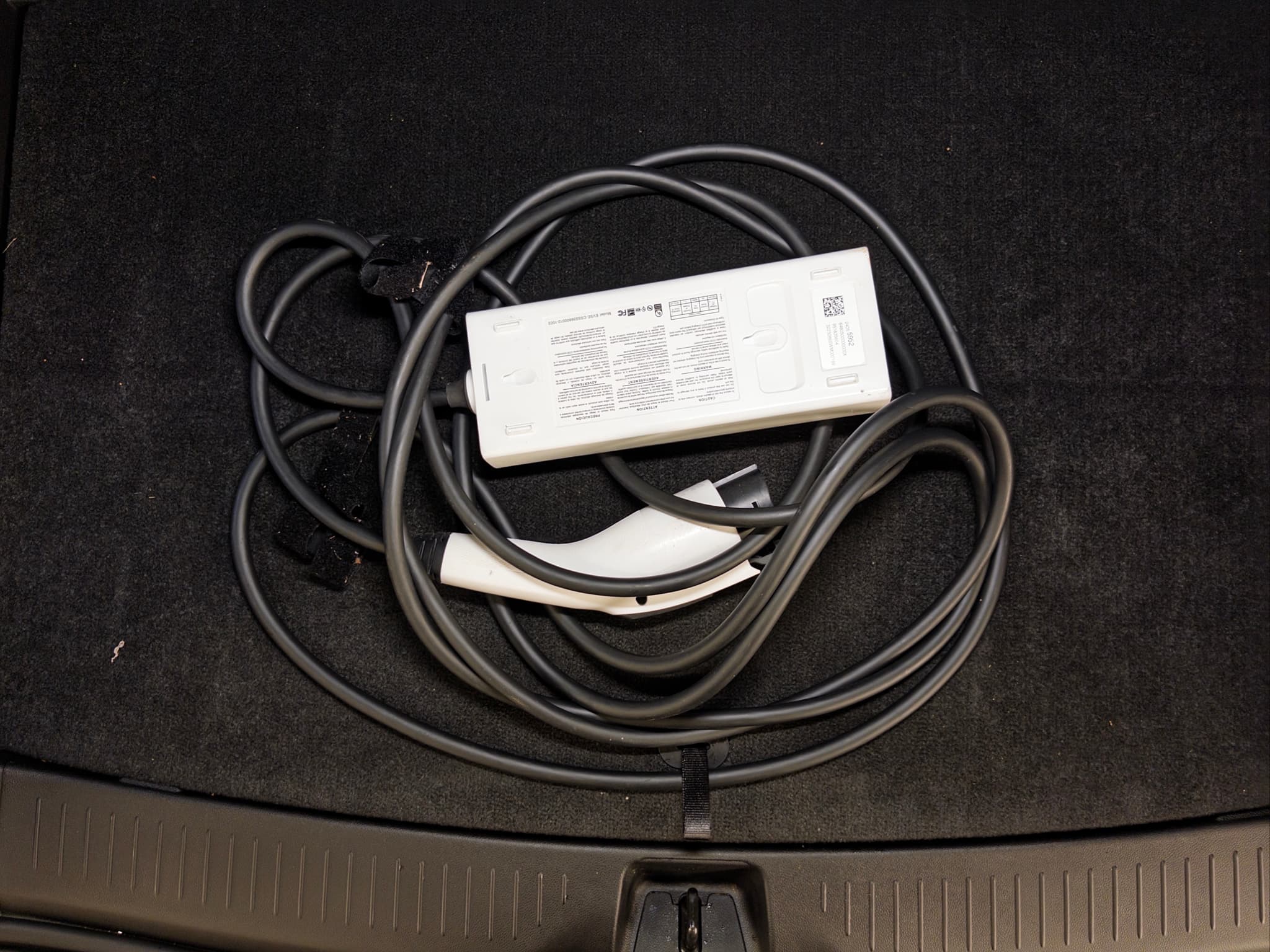 2023 Chevrolet Bolt EUV view 9