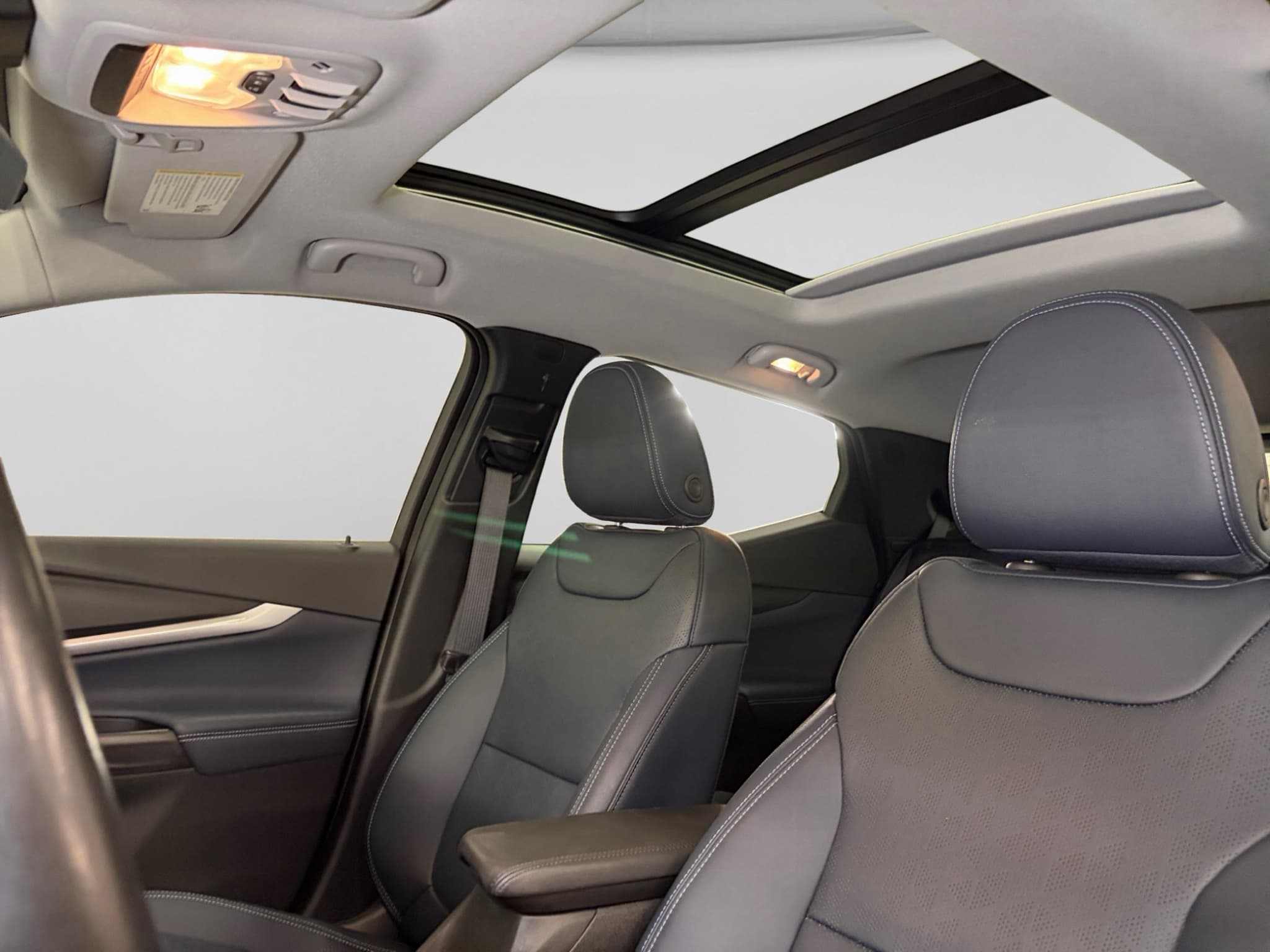 2023 Chevrolet Bolt EUV view 23