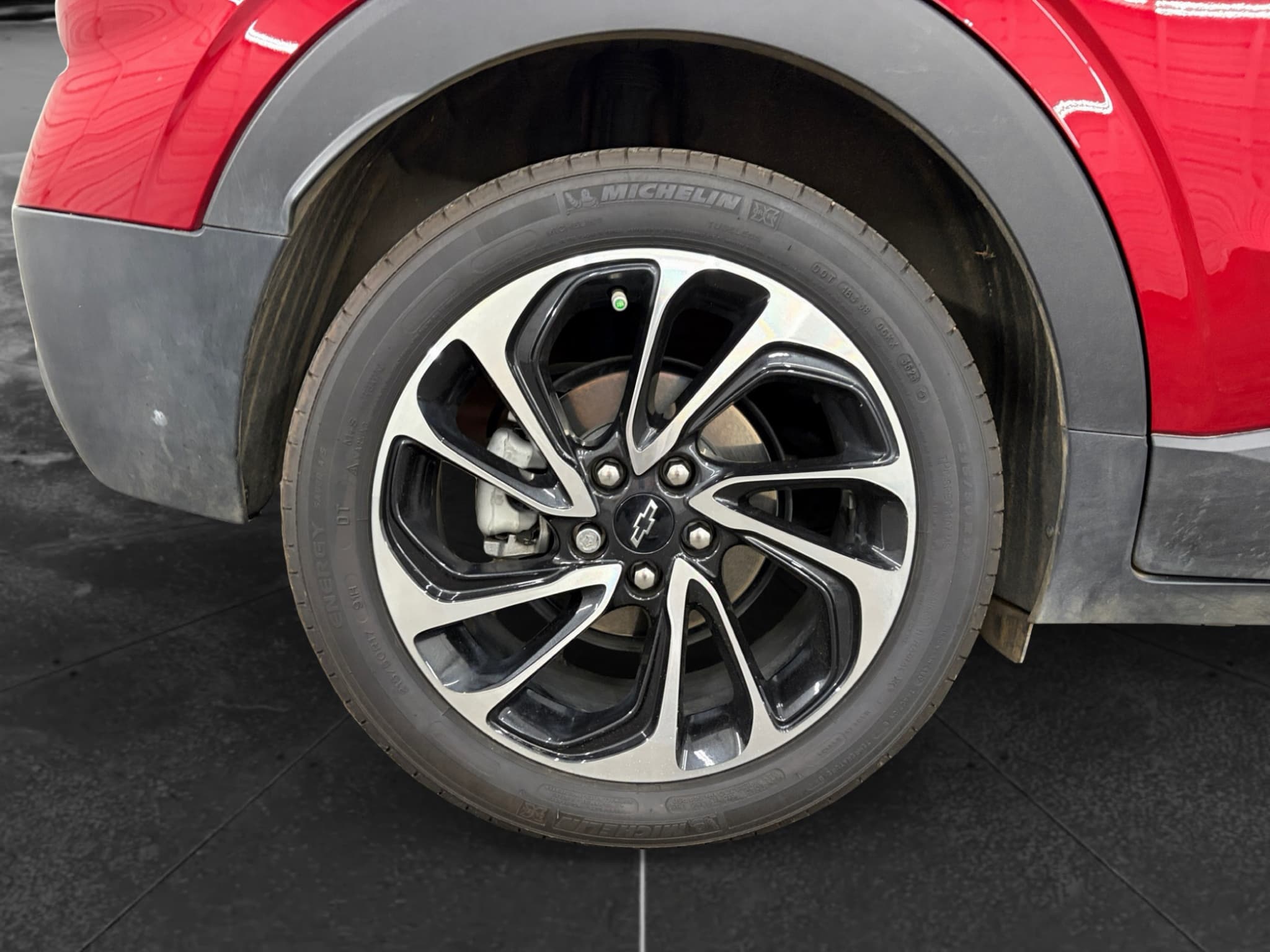 2023 Chevrolet Bolt EUV view 35