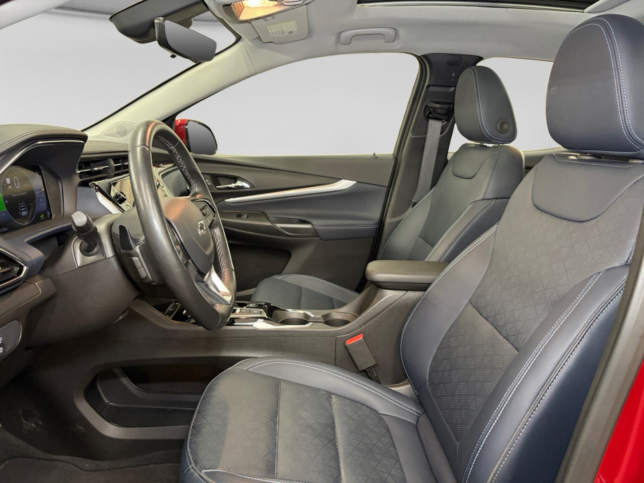 2023 Chevrolet Bolt EUV view 17