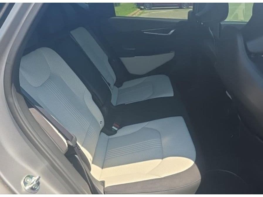 2023 Kia EV6 view 6