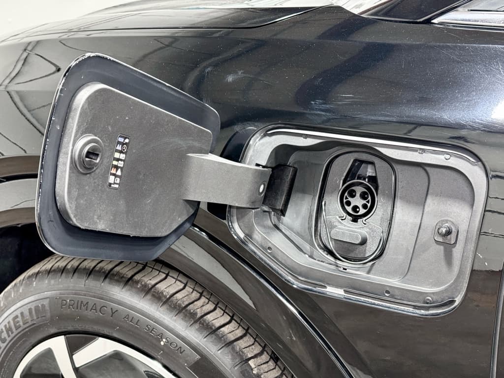 2025 Chevrolet Equinox EV view 5