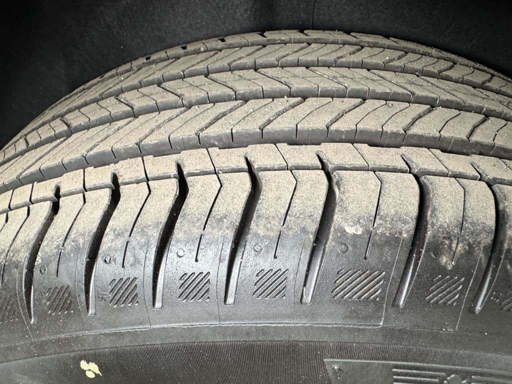 2025 Chevrolet Equinox EV view 37