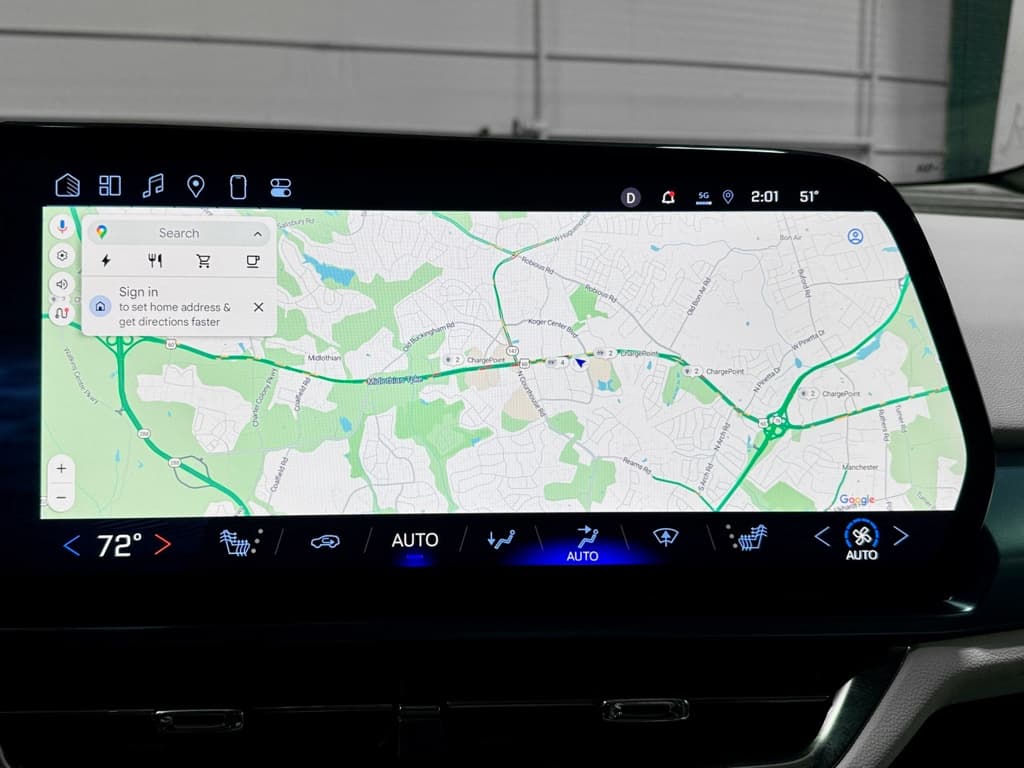 2025 Chevrolet Equinox EV view 10