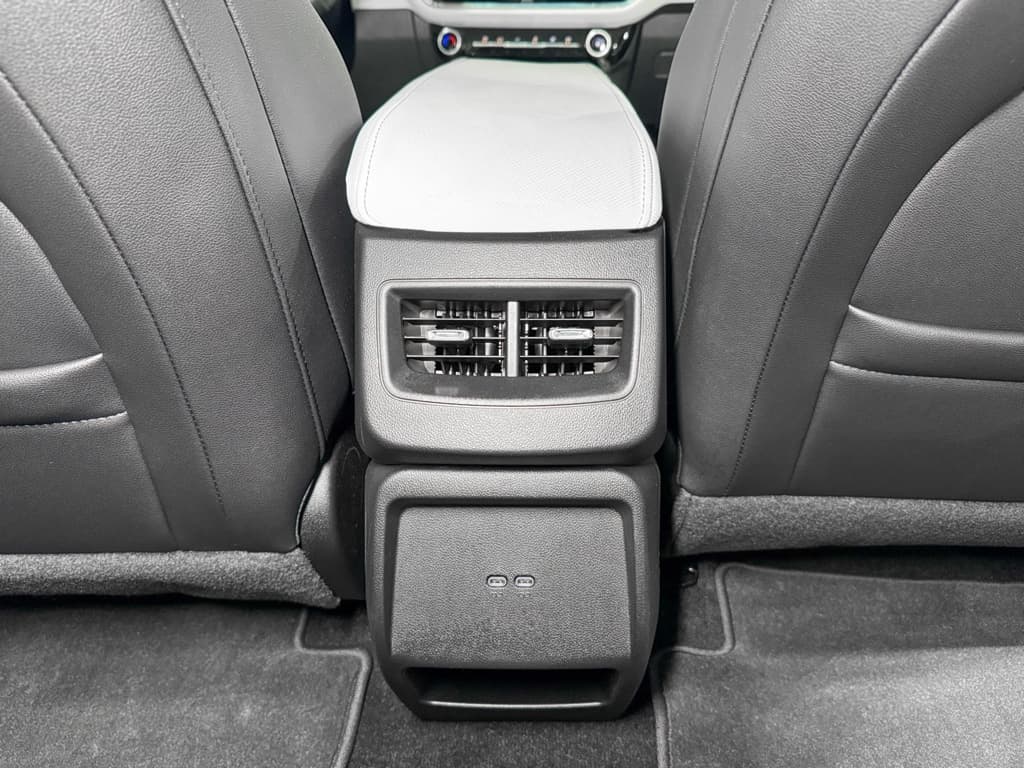 2025 Chevrolet Equinox EV view 22