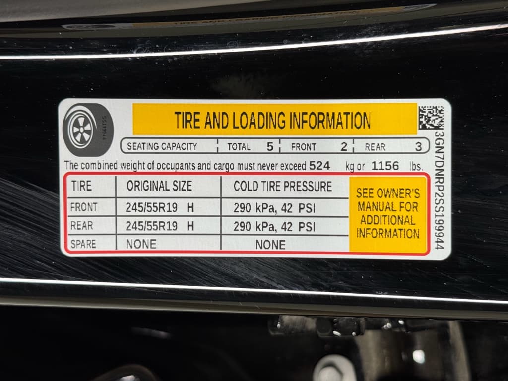 2025 Chevrolet Equinox EV view 29
