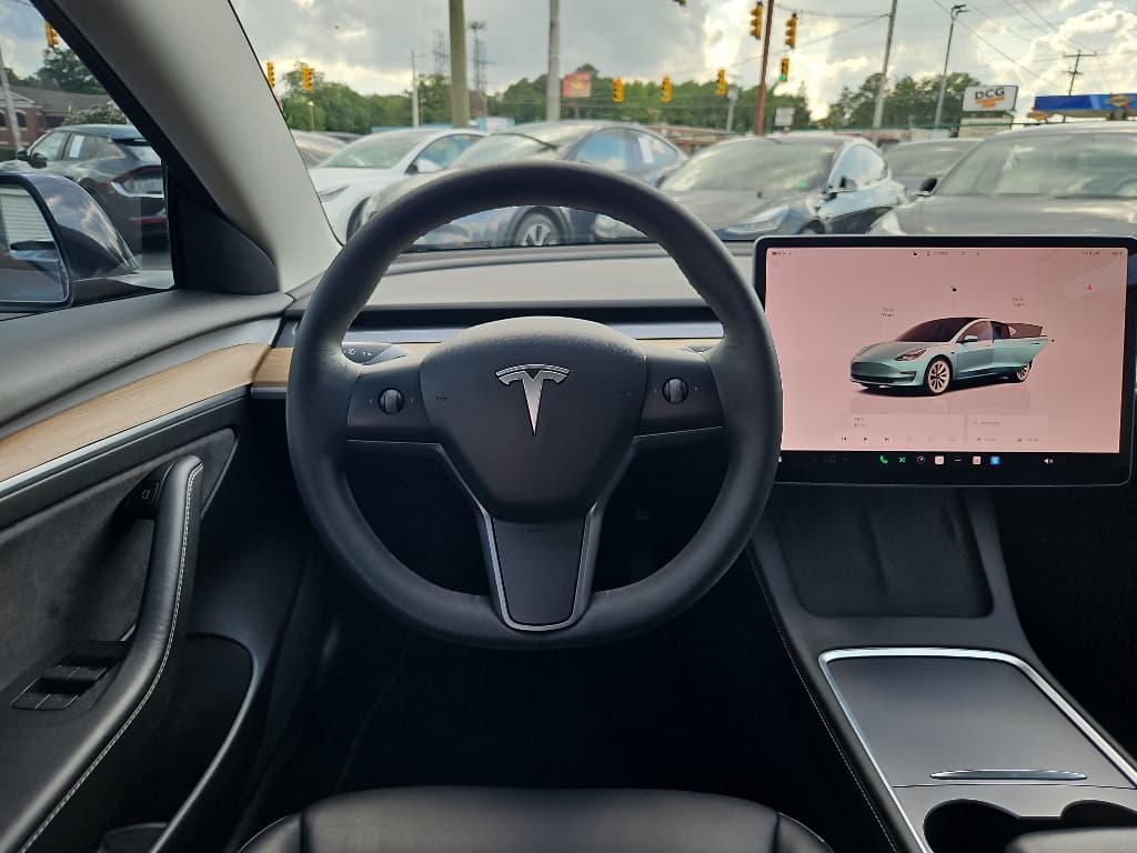 2022 Tesla Model 3 view 8