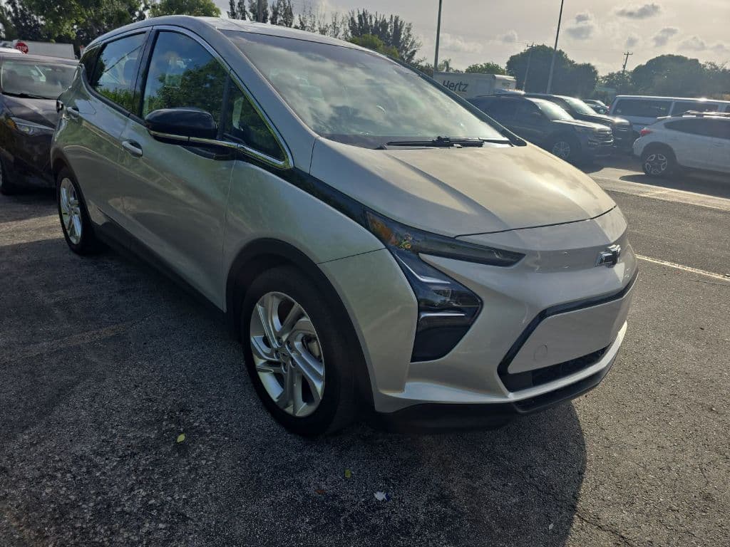 2023 Chevrolet Bolt EV view 3