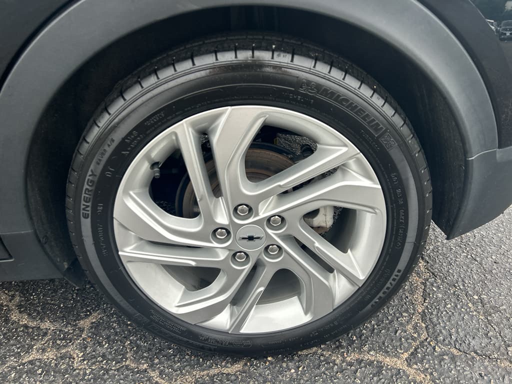 2023 Chevrolet Bolt EV view 26