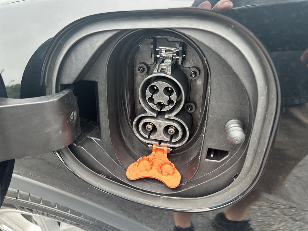 2023 Chevrolet Bolt EV view 5