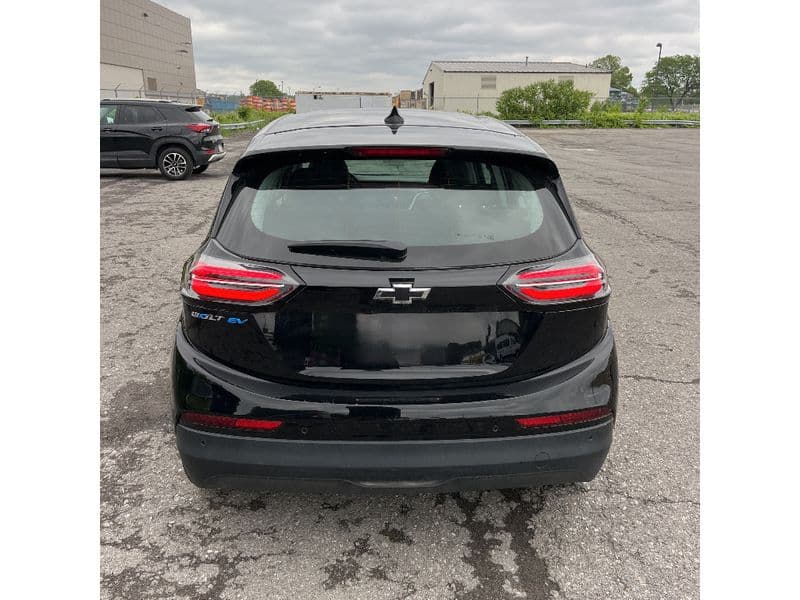 2023 Chevrolet Bolt EV view 4