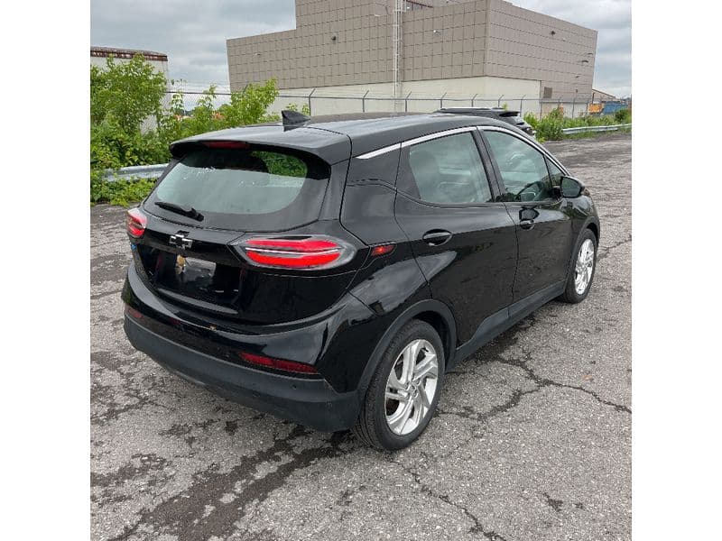 2023 Chevrolet Bolt EV view 5