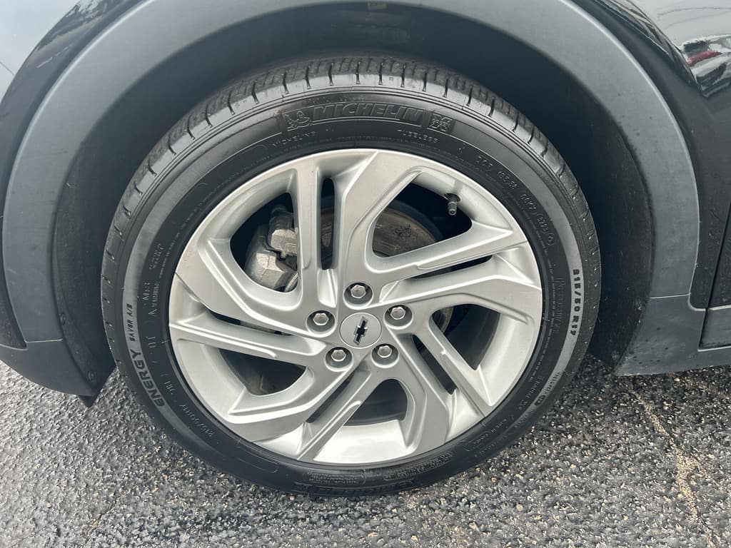 2023 Chevrolet Bolt EV view 24